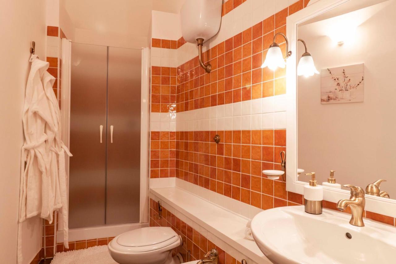 Sant'Arpino 26 - Elegant Flats In Naples Apartment ภายนอก รูปภาพ
